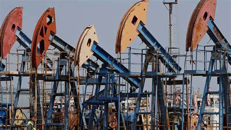 Oil Falls With Investor Optimism Building About Mideast Conflict