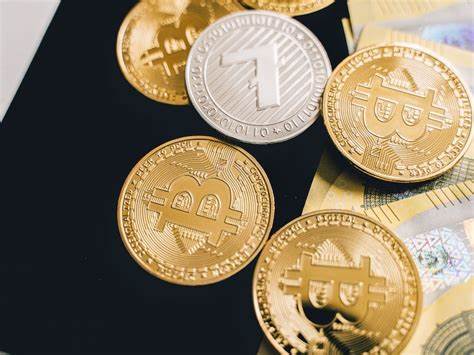 Insight: Oil drillers and Bitcoin miners bond over natural gas