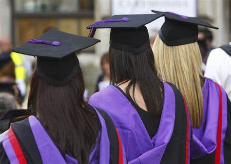 GenZ grads say college degrees a waste of time/money as AI gets into workplaces