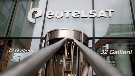 South Korea's Hanwha offloads Eutelsat stake as Starlink rival seeks new investors