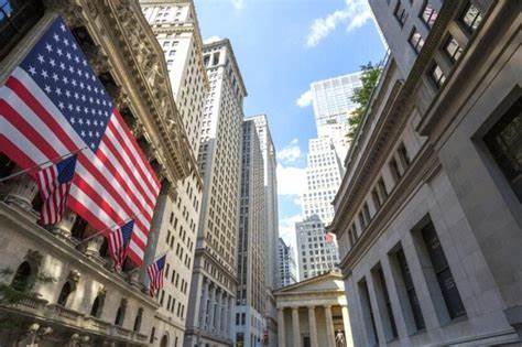 'Who's Going To Buy $2 Trillion Worth Of Paper?' Macro Expert Calls Wall Street Rally A 'Headline Sugar Rush' As Treasury Yield Spike Signals Bigger Trouble