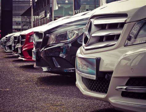 Which company would you prefer to join?