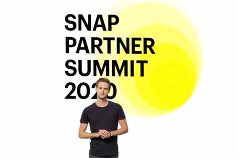 Snap CEO Rallies Workers on Ad Business Amid Stock Drop