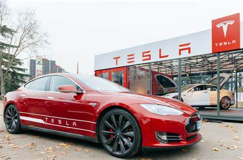 Analyst Says Tesla (TSLA) ‘Great AI Story on Planet’ Despite ‘Losing Money On Cars’