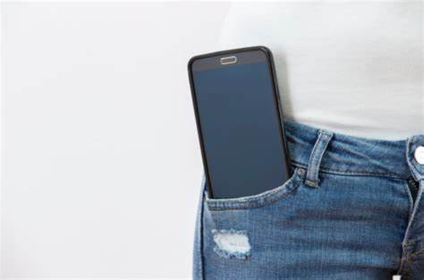 Women's Pockets are Inferior. (2018)