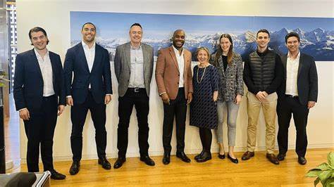 Roche1203204 UBS24476758 Nestlé3886335 Partners Group2460882 Novartis1200526 Swiss Re12688156 Kuros32581411 Swiss Life1485278 Sandoz124359842