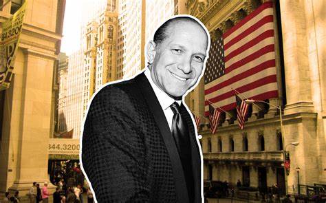 Howard Lutnick Emerges as Trump’s No. 1 Salesman on Wall Street