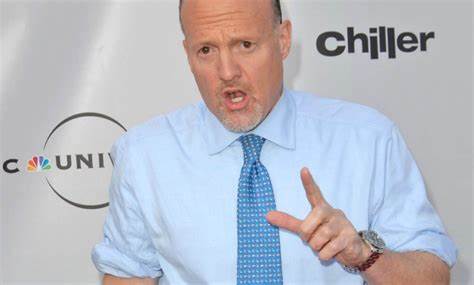Jim Cramer Says Eli Lilly and Company (LLY) CEO David Ricks Is ‘Very Conservative’