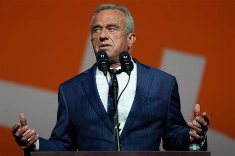 RFK Jr. takes swings at Trump, pitches Bitcoin strategic reserve at Nashville conference - Tennessean