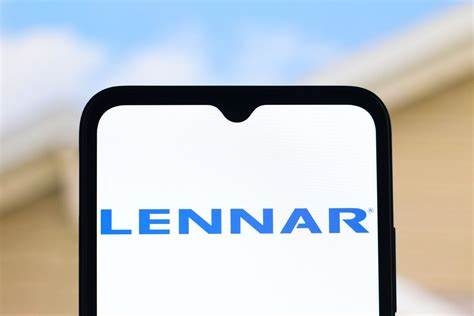 Lennar Tops Revenue Estimates, Profit Falls Short as Discounts Fuel Home Sales
