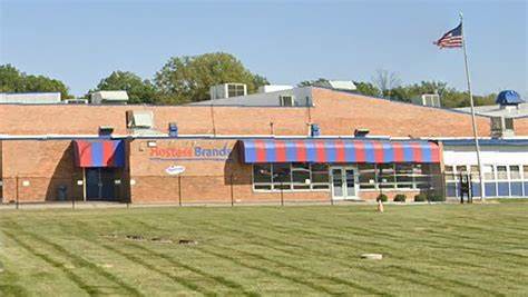 JM Smucker to close Hostess plant in Indianapolis