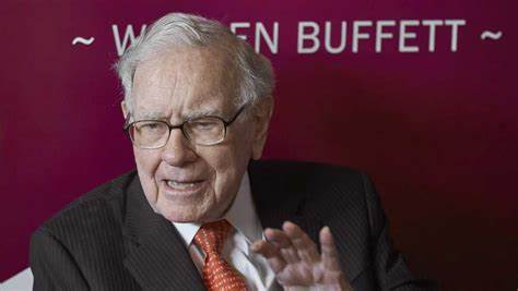 Warren Buffett shocks shareholders by announcing his intention to retire