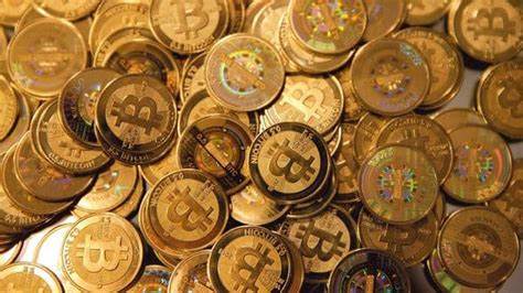 Bitcoin cracks 8% in 24 hours after touching new high, may fall further - Business Standard