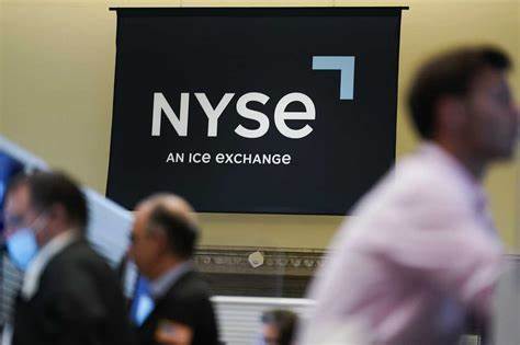Stocks Waver. Inflation Headlines Are Sending Wall Street Mixed Signals