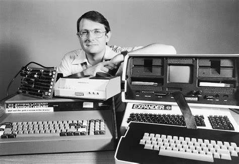 The Computer Revolution of the 80s Told by a Pioneer: Lee Felsenstein [video]