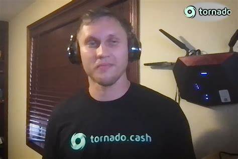 News Explorer — Crypto Industry Leaders Urge Release of Tornado Cash Dev Roman Storm