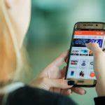 Sea Profit Tops Estimates as Online Shoppers Keep Spending