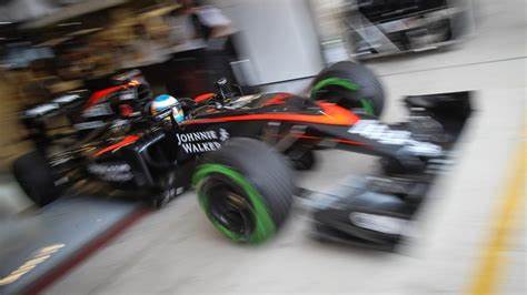 Fernando Alonso Q&A: Big gains ‘very realistic’ for McLaren in 2016 - Formula 1