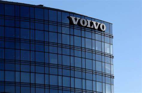 Volvo Cars sales fall 12% in May