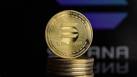 Solana Rally Cools as Bitcoin and Ethereum Hold Steady and These Alts Surge - Decrypt