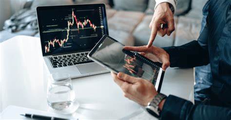Elf bekannte Online-Broker 2024 im Vergleich