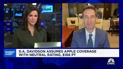 Apple Negotiating Badly: D.A. Davidson's Gil Luria