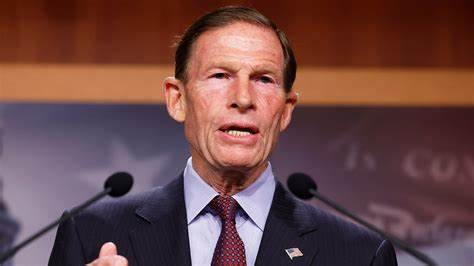Senators Warren and Blumenthal Go to War Against Meta’s New Stablecoin Scheme, Calling it a ‘Threat’