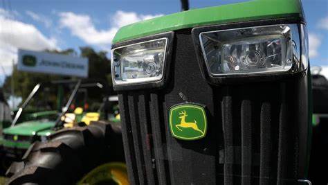 Deere must face FTC’s right-to-repair lawsuit, judge rules