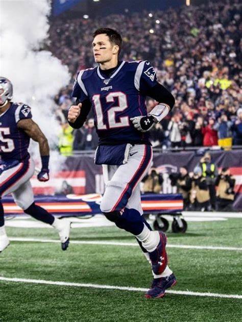 Wer wird Tom Brady im neuen Netflix-Special grillen? Finde es heraus
