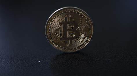 Bitcoin Breaks $100,000 Barrier Amid Trade Deal Hopes