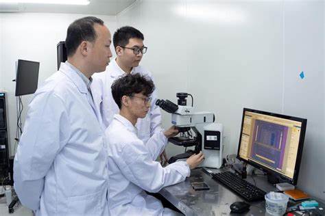 Faster than SRAM New graphene-based PoX memory writes in 400 picoseconds