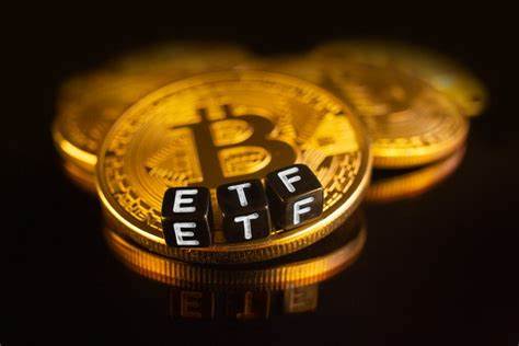 Bitcoin ETFs Pull in Nearly Half a Billion as Ethereum ETFs Join the Party - Bitcoin.com News