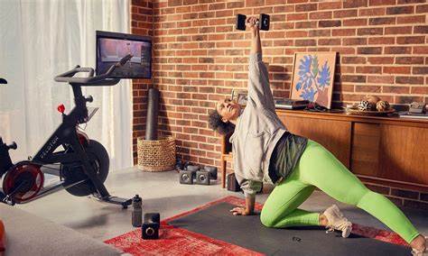 Is It Time to Buy Peloton Stock? Here's the Good News and the Bad News