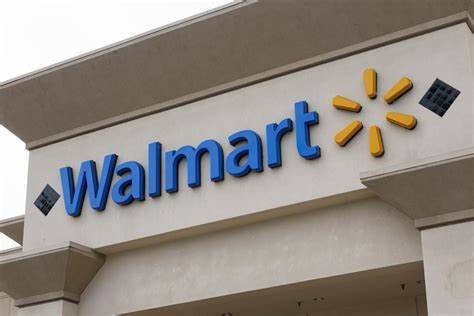 Walmart posts mixed Q1 results, signals price hikes due to 'magnitude' of Trump tariffs