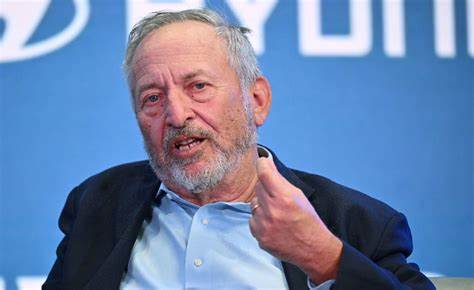 Gold Hits $3,500 As Larry Summers Says U.S. Market Is 'On A Path' To Crisis Like UK's 2022 Meltdown