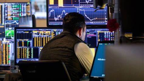 Bloomberg Outage Hits Traders, Disrupts Government-Bond Auctions