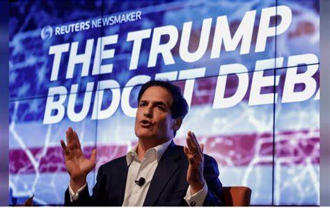Mark Cuban legt Steuerzahlungen offen und betont die Transparenz vor dem Steuertag
