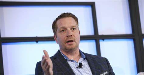 Surprising guidance sends CrowdStrike stock reeling