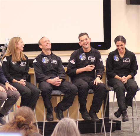 Crew von privater Weltraummission Polaris Dawn ist gelandet
