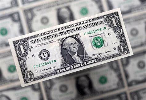 Dollar rebounds to edge higher, gains in Korea's won ease