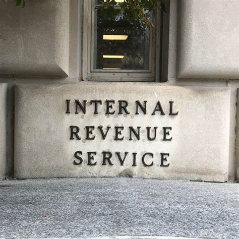 IRS Lost 31% of Tax Auditors in DOGE Downsizing, Watchdog Finds