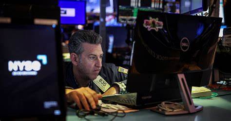 Stocks dip, Treasury yields gain; investors weigh US fiscal concerns