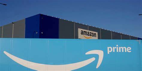 Stocks to Watch Friday: Amazon, Block, Apple, Chevron