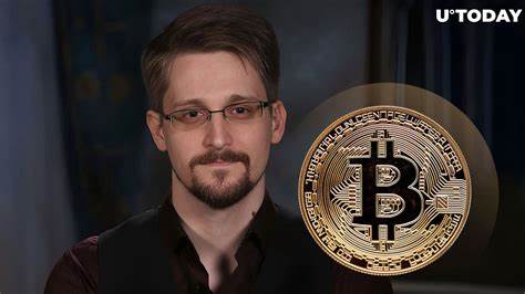 Edward Snowden Issues Crucial Bitcoin Warning: 'Clock Is Ticking' - U.Today