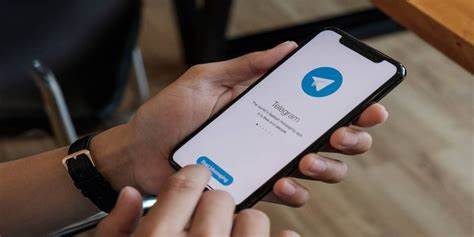 Qubit -this plugin converts telegram into unlimited cloud storage