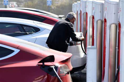 Tesla Stock Is Rising — What Experts Say You Should (Or Should Not) Do
