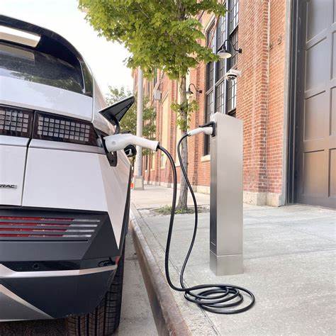 Curbside EV Charger Fits Right into the Sidewalk