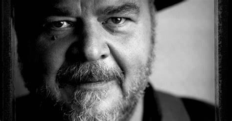 David Thomas, Who Led the 'Avant-Garage' Band Pere Ubu, Dies at 71