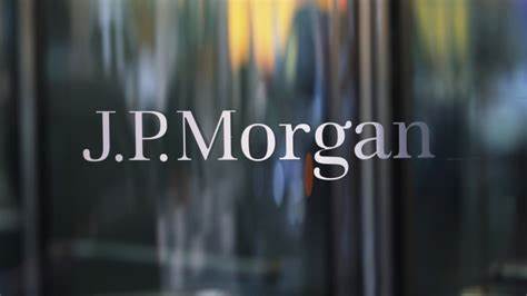 JPMorgan has had enough of grads accepting future-dated roles elsewhere—and anyone caught will now be fired