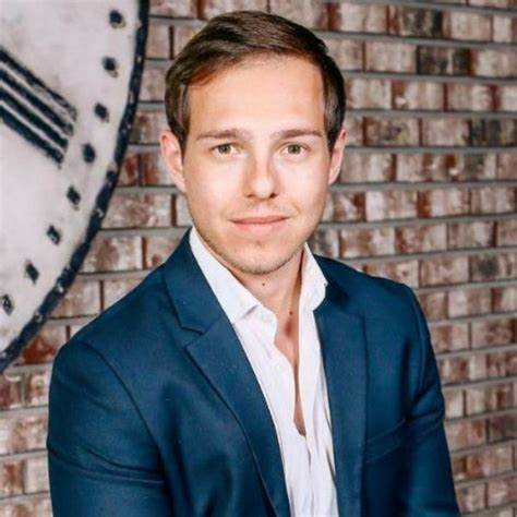 Graham Stephan Explains Why Auto Loans Are The Biggest Scam In America: 'It's Scary'
